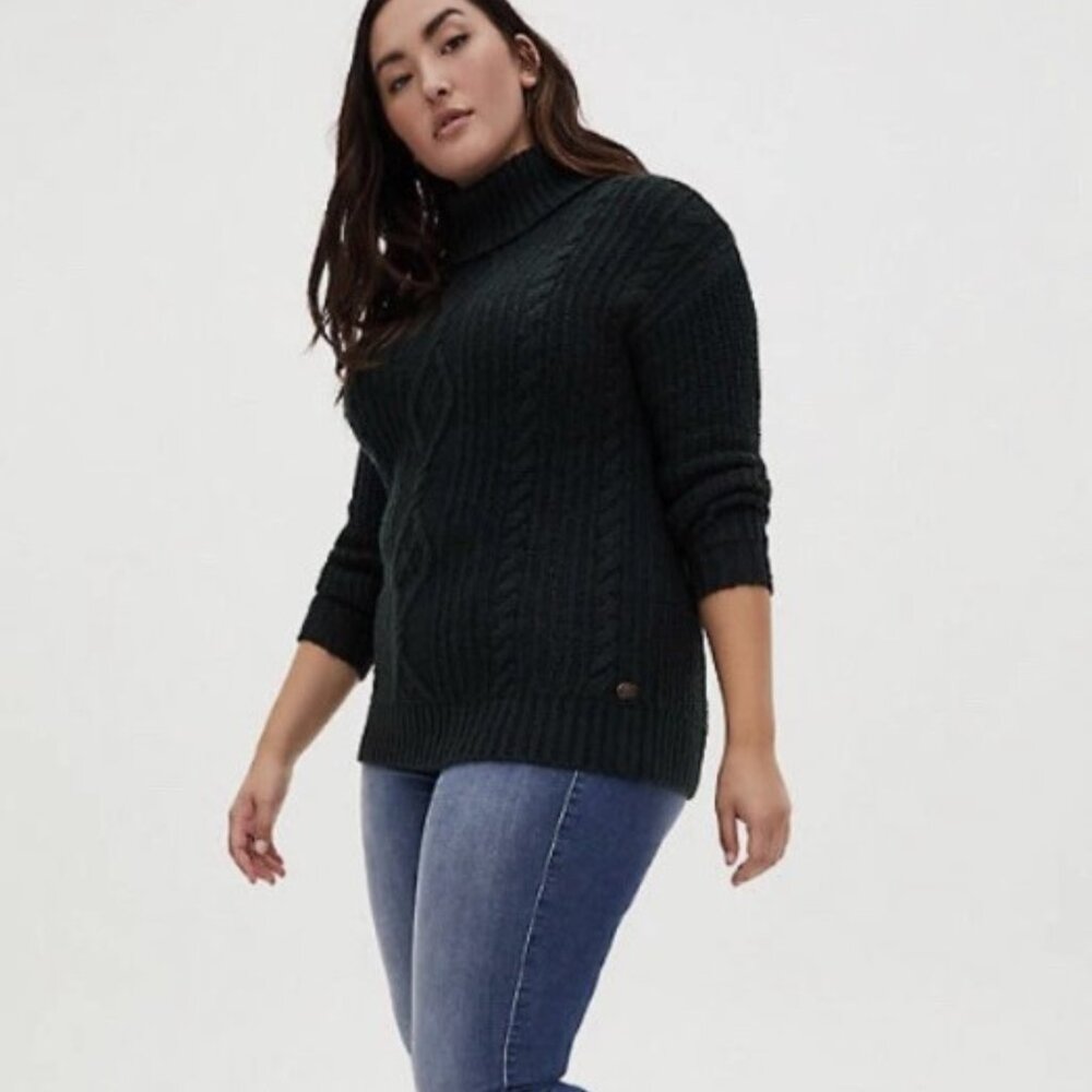 Torrid Outlander Dark Green Cowl Turtleneck Sweater, Size 2 (2XL)